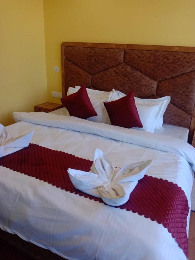 Hotel Floret Sojourn Shimla Zewnętrze zdjęcie