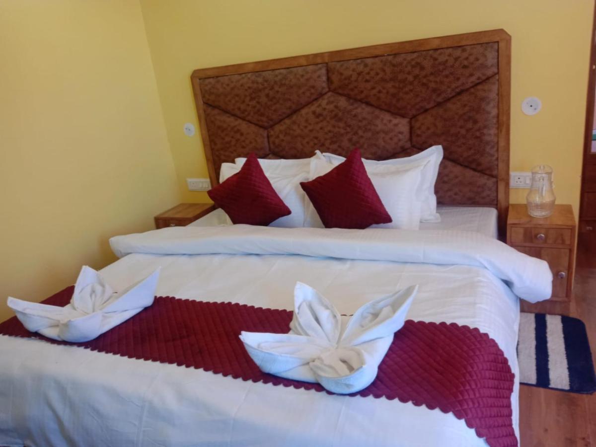 Hotel Floret Sojourn Shimla Zewnętrze zdjęcie