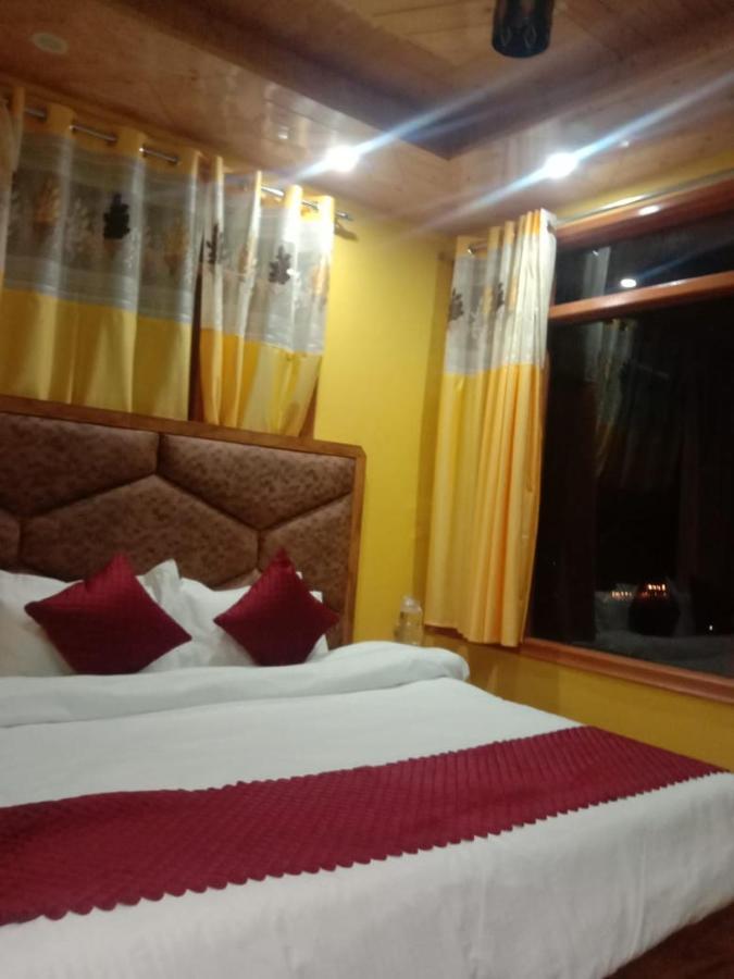 Hotel Floret Sojourn Shimla Zewnętrze zdjęcie