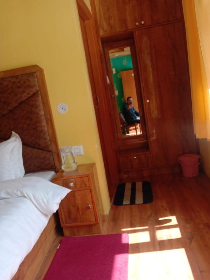 Hotel Floret Sojourn Shimla Zewnętrze zdjęcie