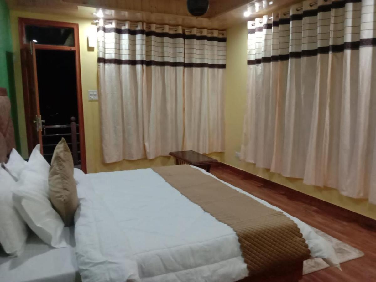 Hotel Floret Sojourn Shimla Zewnętrze zdjęcie